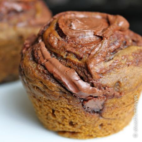 Self-Frosting Pumpkin Nutella Muffins