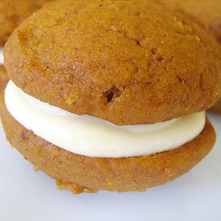 Pumpkin Whoopie Pies