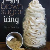 FLUFFY BROWN SUGAR ICING