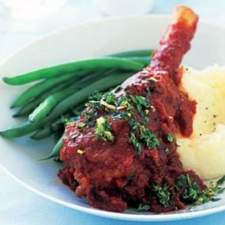 Red wine and garlic slow-cooked lamb shanks