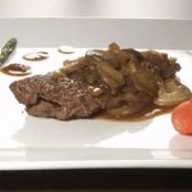 Steak with Mushrooms,Onions and Thyme Gravy