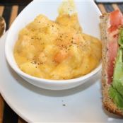 Creamy Slow Cooker Cheesy Potato Soup