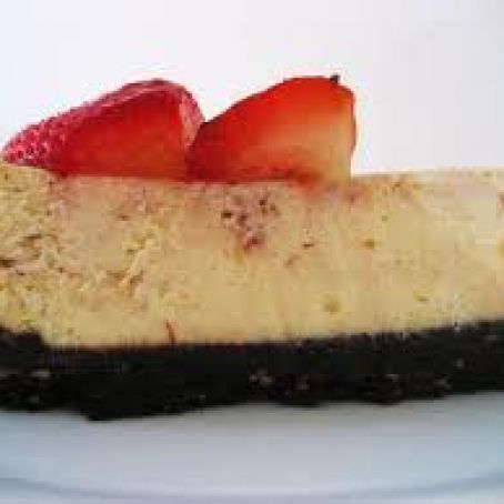 White Chocolate and Strawberry Cheesecake