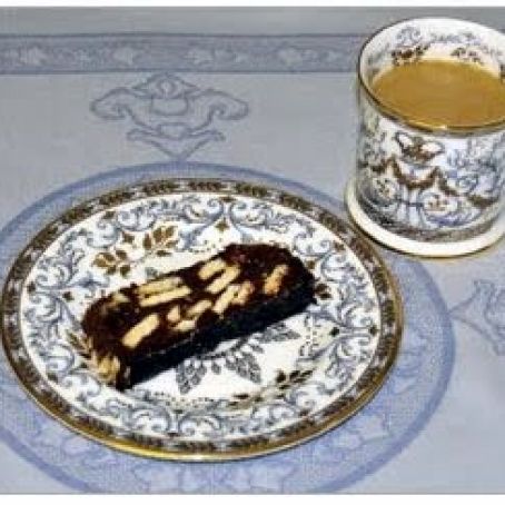 Royal Familys Chocolate Biscuit Tea Cake