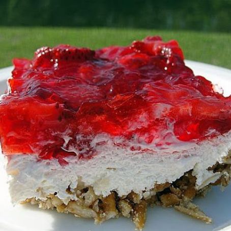 Pretzel Strawberry Salad