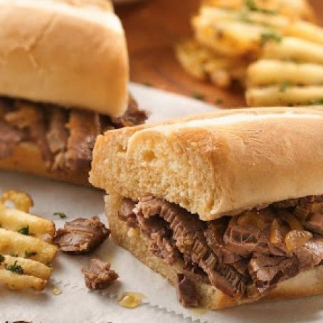 Slow-Cooker Easy French Dip Sandwiches