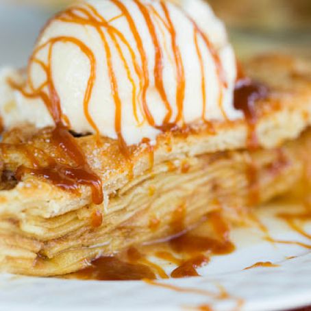 Salted Caramel Apple Pie