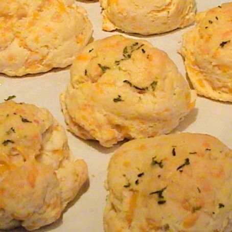 Red Lobster Cheddar Bay Biscuits*