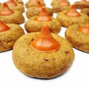 Pumpkin Spice Kiss Cookies