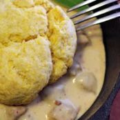 POLENTA BISCUITS w/SAUSAGE GRAVY