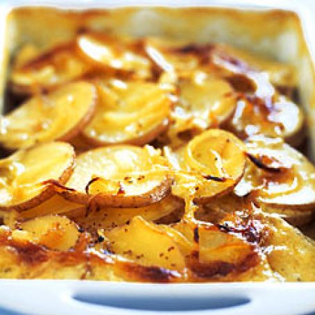 Scalloped Potatoes with Cheese
