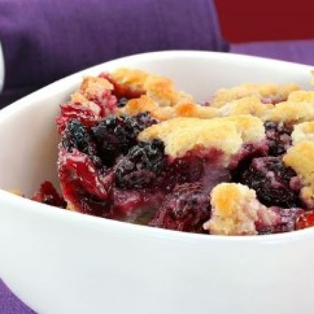 Sweet Blackberry Cobbler