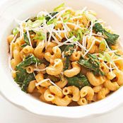 Macaroni Alfredo with Pumpkin and Kale
