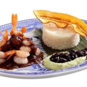 CAMARONES CON ADOBO DE CHILE PASILLA