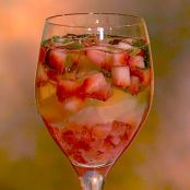 Clinton Kelly's Strawberry Basil Spritzer