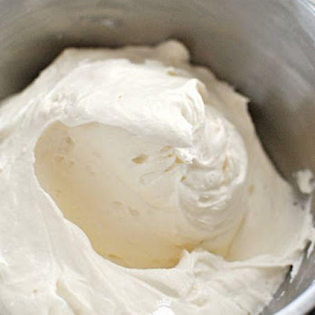 Whipped Cream Cheese Frosting