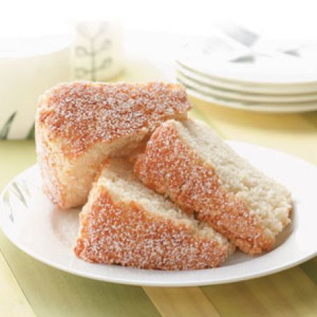 2011 Makeover Macaroon Cake