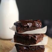 FUDGY AVOCADO BROWNIES WITH AVOCADO FROSTING