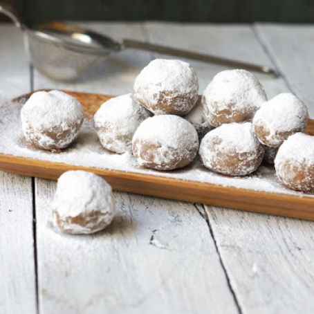 bite - pecan balls