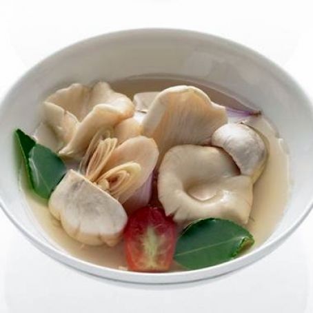 THAI SPICED & SOUR MUSHROOM SOUP