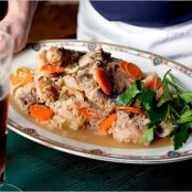 BRAISED PORK RIBS & SAUERKRAUT