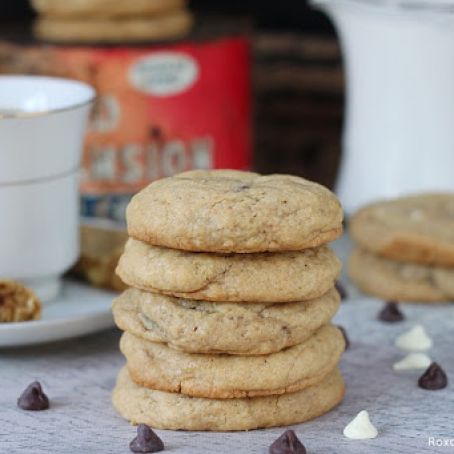 Coffee and Cream Chocolate Chip Cookies