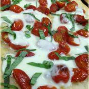 Garlic Butter Crusted Pizza