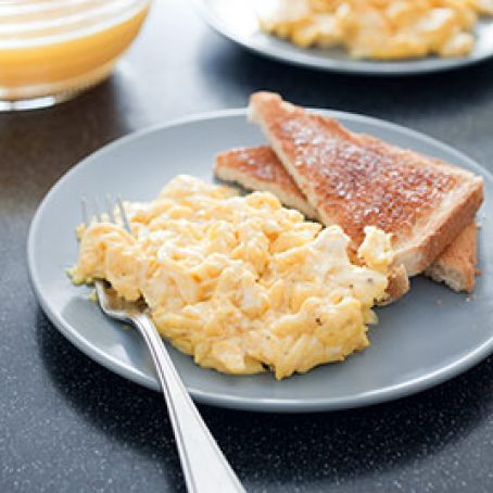 PERFECT SCRAMBLED EGGS  {atk}