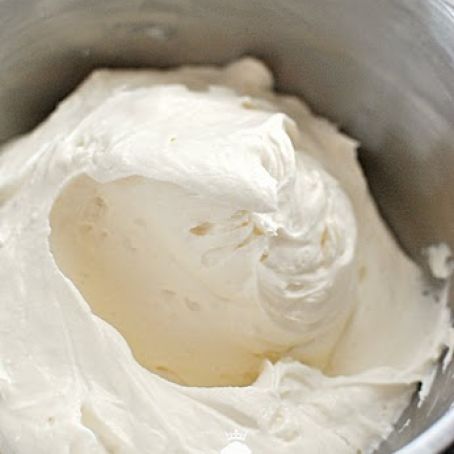 Whipped Cream Cheese Frosting