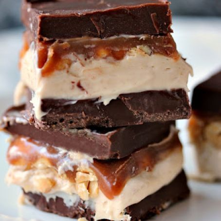 Snickers Cheesecake Bars