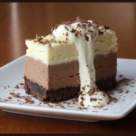 CHEESECAKE - Triple Chocolate Cheesecake
