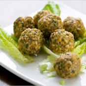 RED LENTIL & BULGUR KUFTEH