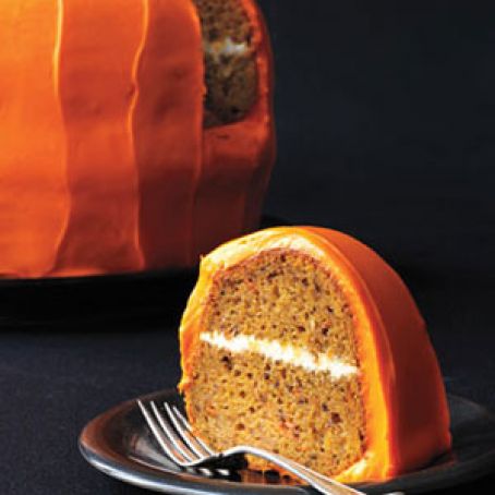 Pumpkin carrot cake with cream cheese frosting