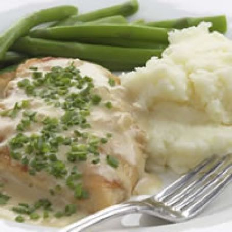 Sautéed Chicken Breasts With Creamy Chive Sauce
