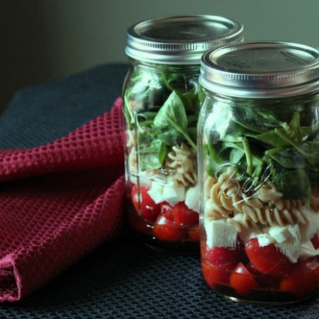 Pasta - Fresh Mozzarella, Tomato, Pasta, and Spinach Mason Jar Salad