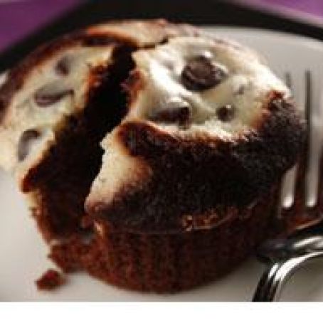 Cheesecake Filled Cupcakes