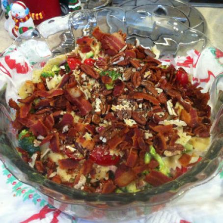 Broccoli, Tomato, and Pasta Salad
