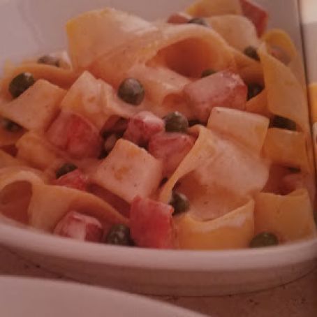Pappardelle with Ham and Peas