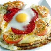 PIZZA CON HUEVO