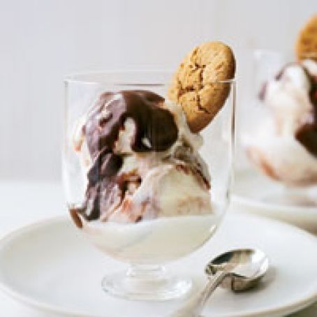 Apple-Butter Ice Cream with Ginger-Chocolate Ganache