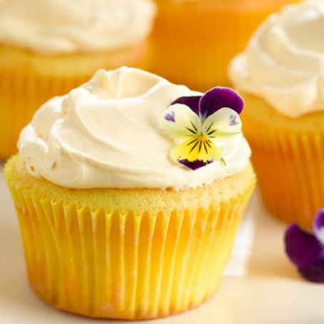Lemon Crème Cupcakes