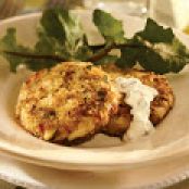 Chesapeake Bay Crab Cakes with Herbed Tartar Sauce