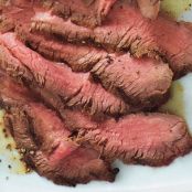 Grilled flank steak with tomato pesto