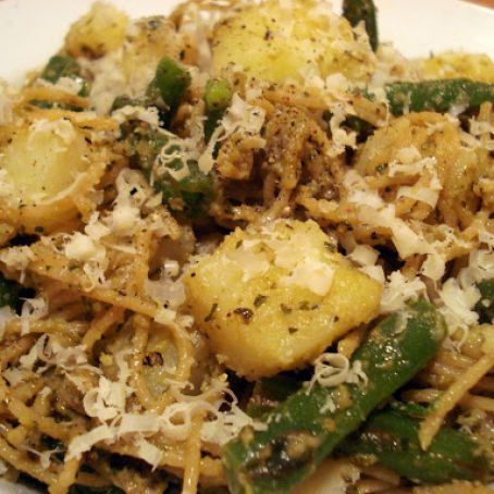 NM-Pasta with Pesto, Potatoes and Green Beans