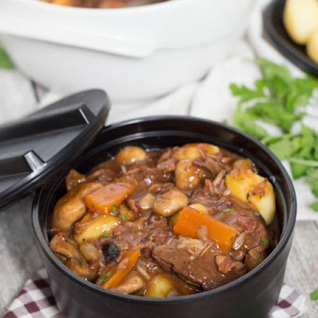 Boeuf Bourguignon - Classic French Beef Stew Recipe
