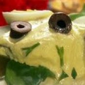 Peruvian Potatoes with Spicy Cream Sauce (Papas a la Huancaina)