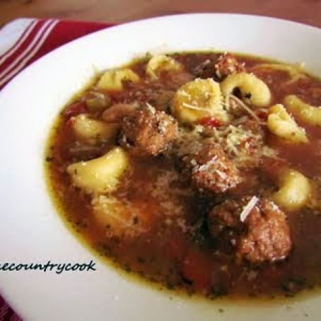 Slow Cooker Meatball and Tortellini Soup