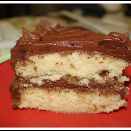 Magnolia Bakery Yellow Cake with Chocolate Frosting