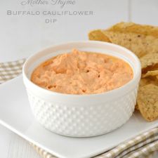 Baked Buffalo Cauliflower Dip
