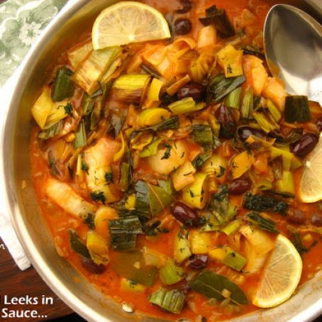 Leeks:  Romanian Mancare de Praz... or Roasted Leeks in Tomato Sauce with Olives.